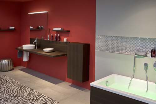 Stil rundum - auch mit Duravit-Badmöbeln wie Delos Stil rundum - auch mit Duravit-Badmöbeln wie Delos